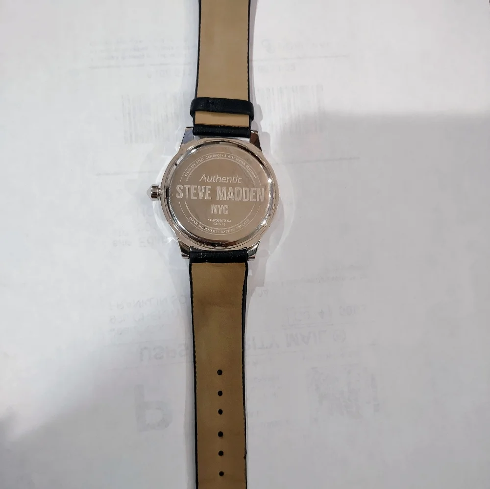 Watch - Picture 3 of 4